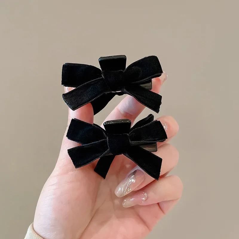 Black Red Small Velvet Bowknot Hair Claw Clips 2pcs/set Korean Princess Hair Clips with Bangs Girls‘ Headwear Hair Styling Tools