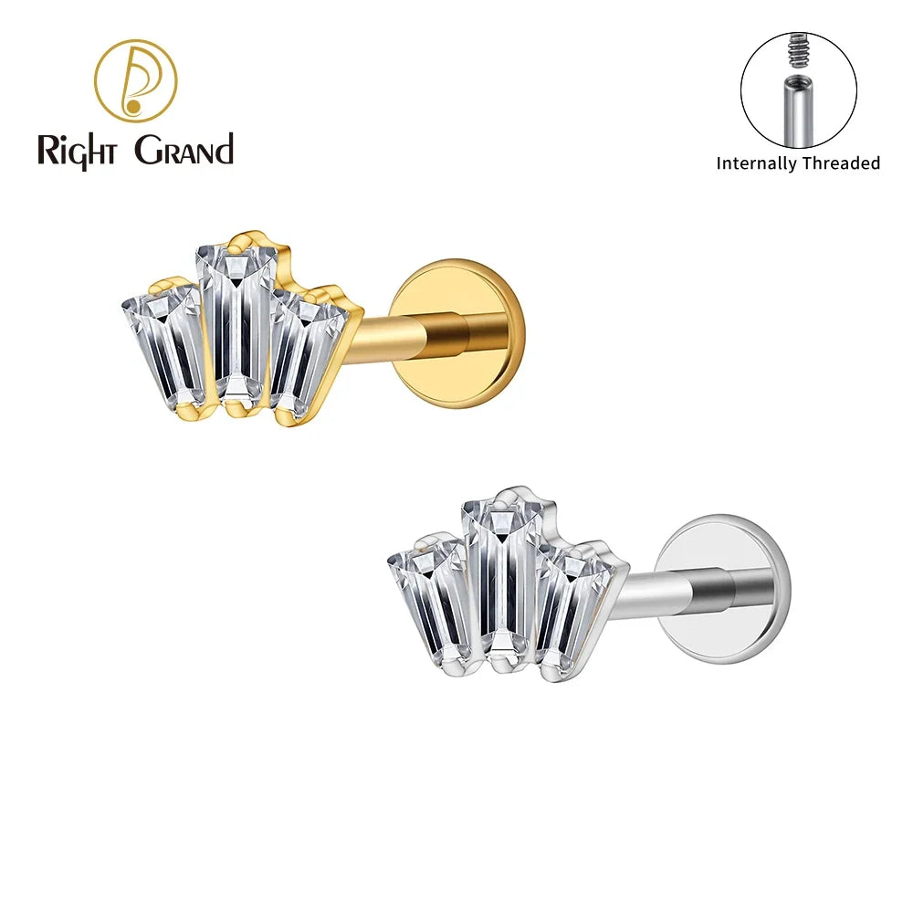 Right Grand ASTM F136 Titanium 16G Triple Baguette CZ Crown Monroe Labret Stud Cartilage Helix Conch Stud Earlobe Piercing