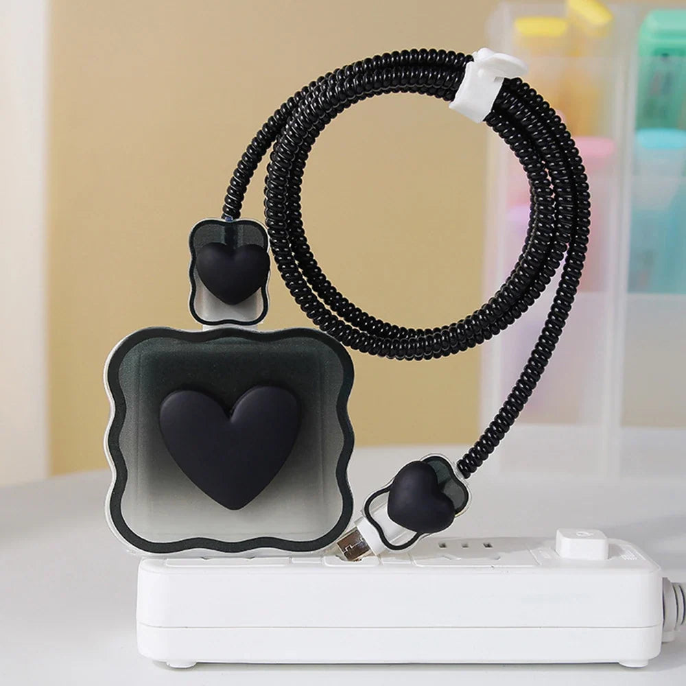 4 in 1 Love Heart Charger Cable Protector Case  For iPhone 15 14 11 16 18w 20w Charging Head Protective Cover Winder Accessories