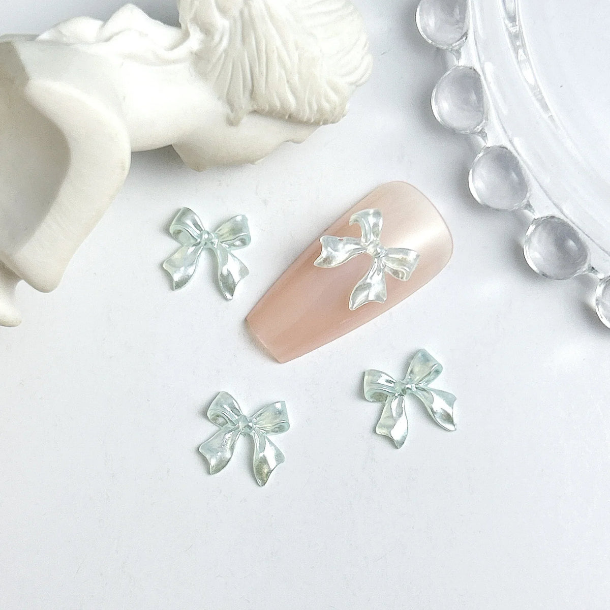 50pcs 3D Aurora Clear Resin Bow Nail Art Charms Cute Butterfly Glitter Nails Decoration Supplies Jewelry Accessories DIY