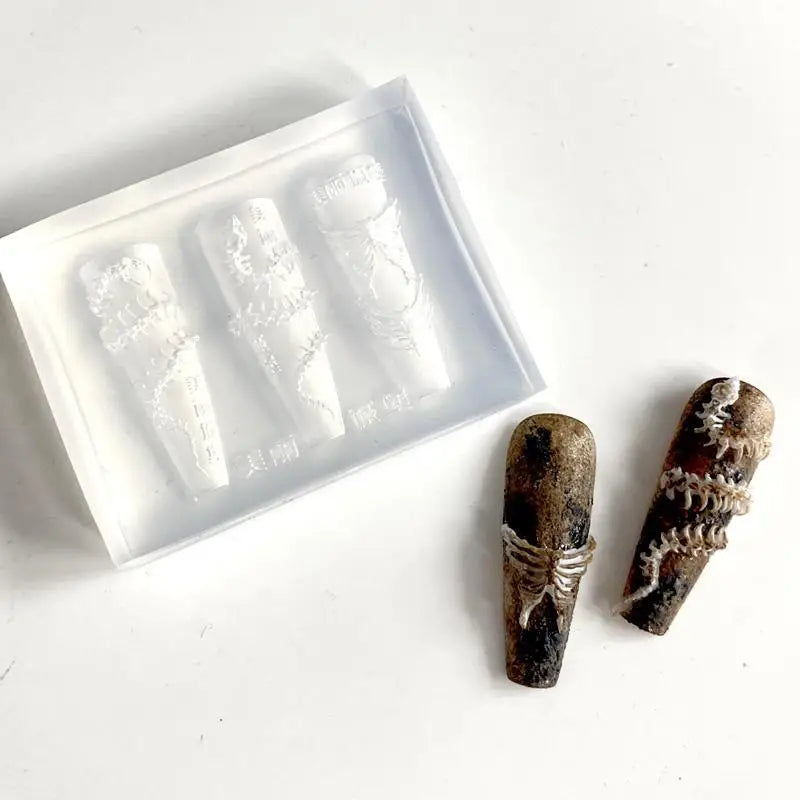 3D Snake Bone Mold Nail Art Decoration Accessories DIY Design Silicone Decorative Nail Art Templates Nails Mold