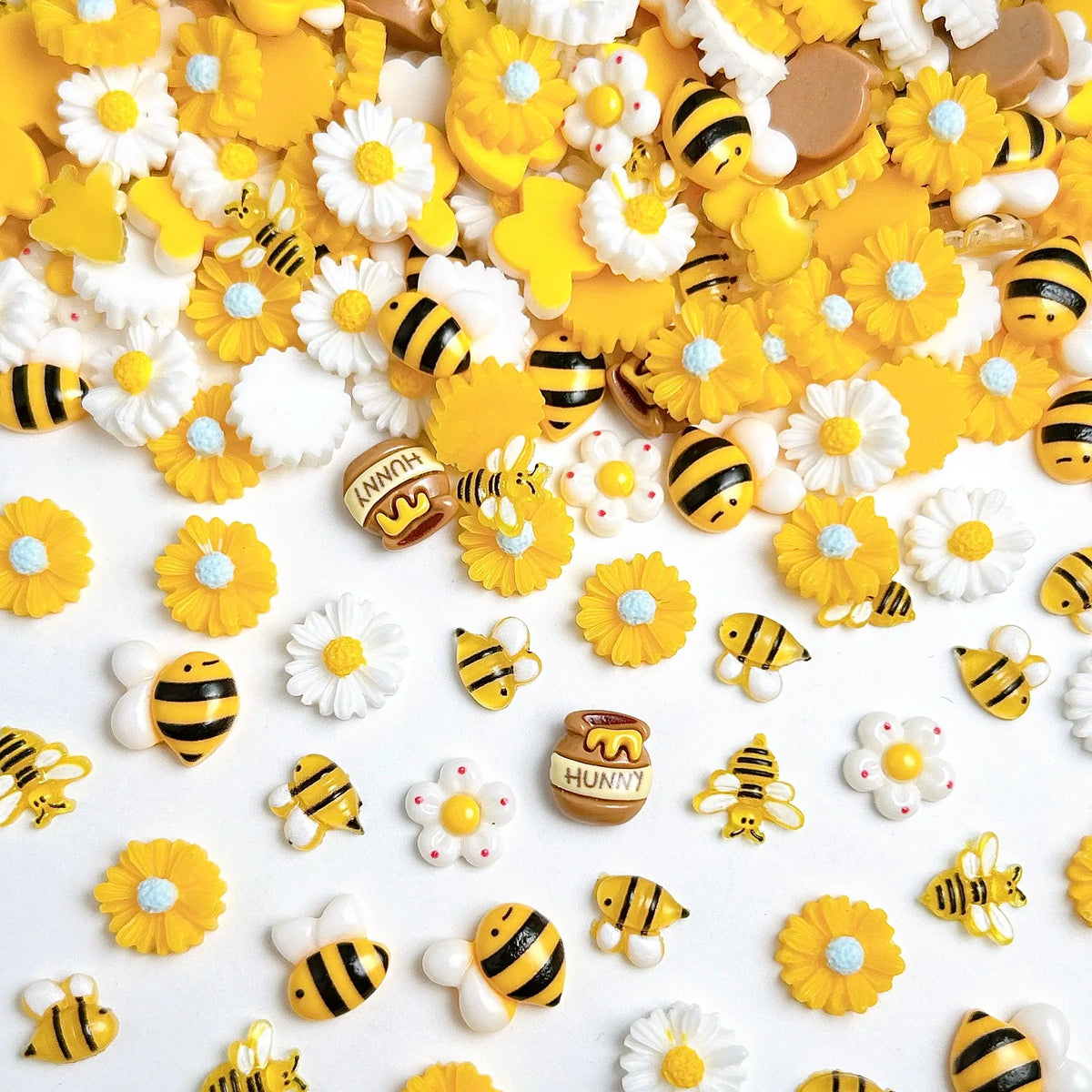 30PCS 3D Cartoon Cute Yellow Bee Nail Art Charms Creative Chubby Honey Can Sunflower Daisy Resin Nail Decorations for DIY Nails